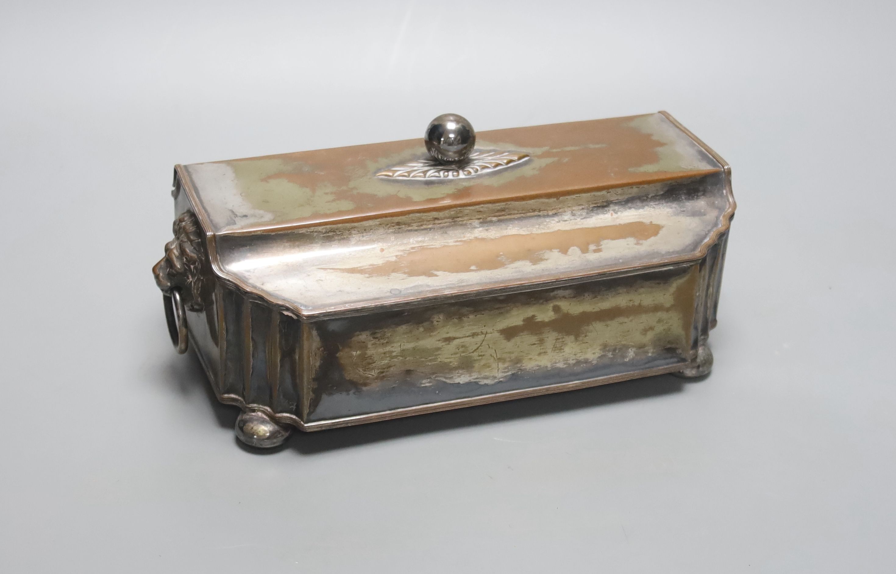 A Victorian Sheffield silver plate on copper lidded inkstand 24cm